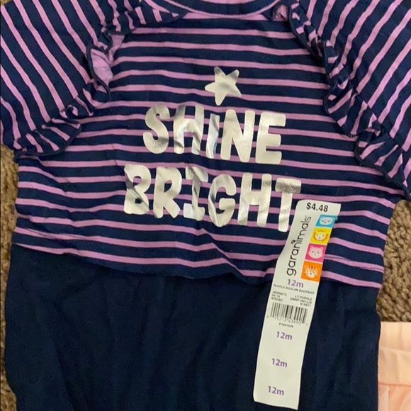 Baby girl onesie and pants - Picture 3 of 3